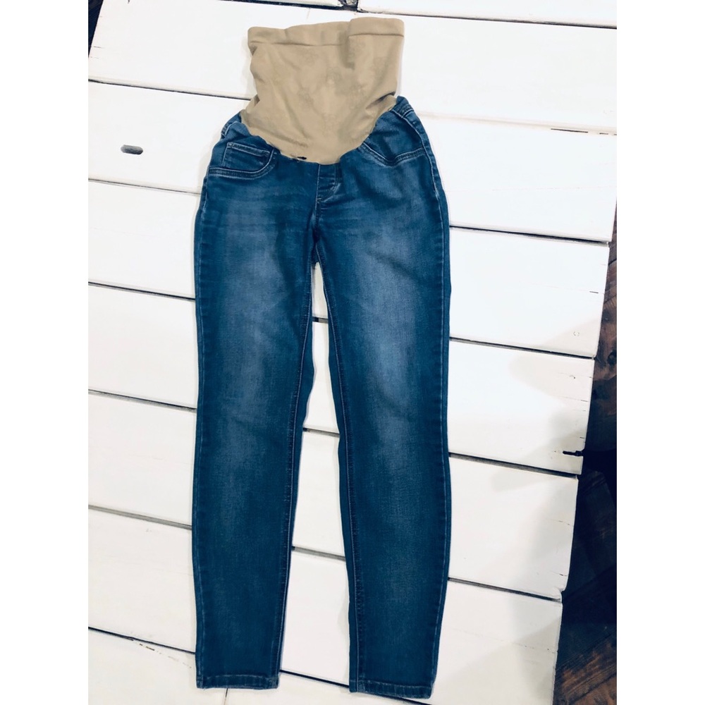 Jessica Simpson Maternity Jeggings